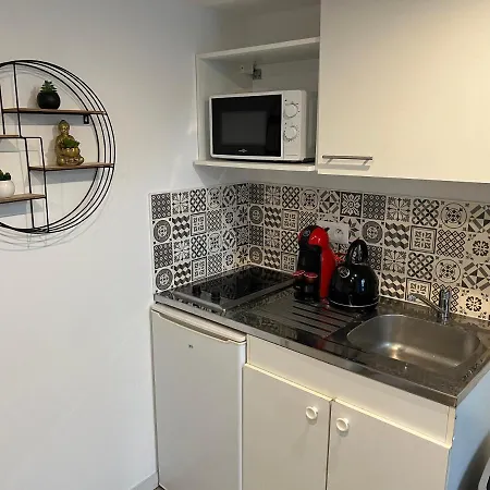 Cosy Proche Gare Apartament